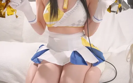 【Cosplay杂谈】くもの上ユメミ：扮演《蔚蓝档案》小鸟(コトリ)的限定直播 (2025.10.17)